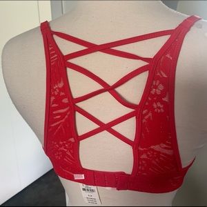 Victoria’s Secret PINK Wireless Red Push up Bra